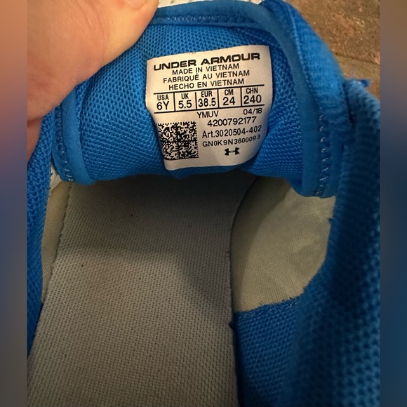 Under Armour Girls Charged Bandit 4 Athletic Running Gym Shoes Sneakers Ombre 6Y - Picture 11 of 16